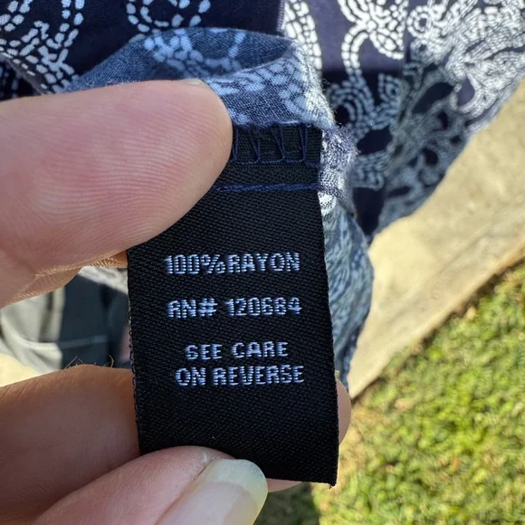 TORRID 10492107 Blue Paisley Challis Hi-Lo Skater Dress
Size 1 - Picture 7 of 8